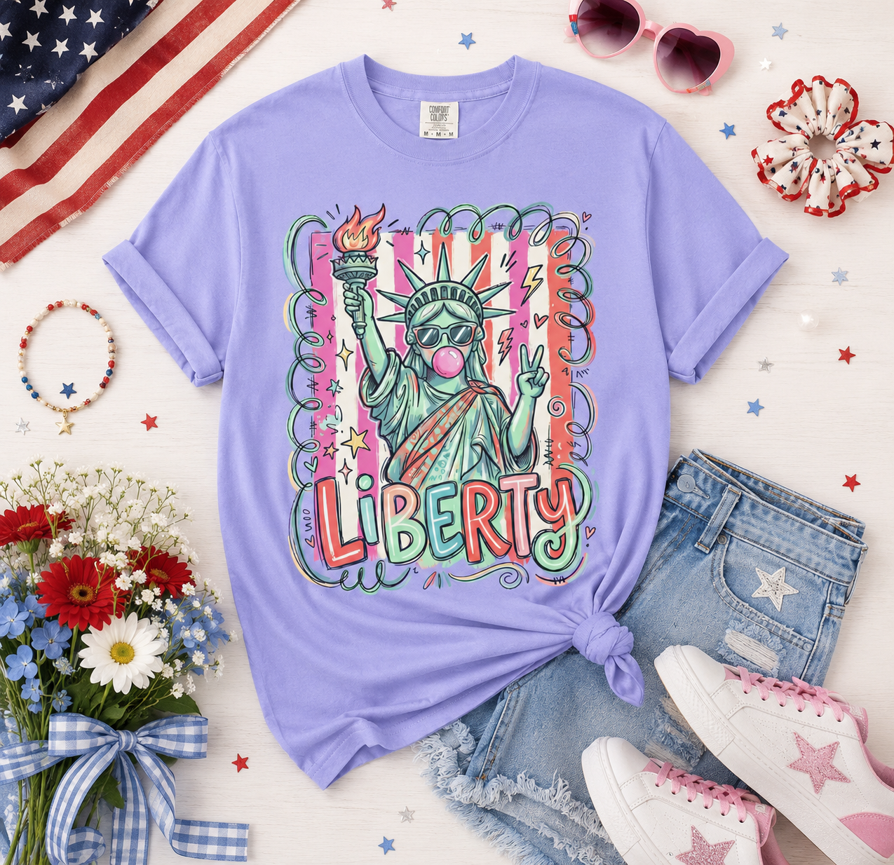 Liberty Statue Graphic T-Shirt — Retro Pop Art Statue of Liberty Design