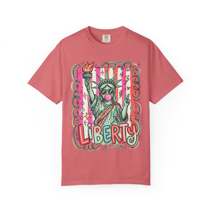 Liberty Statue Graphic T-Shirt — Retro Pop Art Statue of Liberty Design