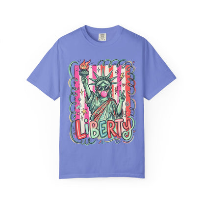 Liberty Statue Graphic T-Shirt — Retro Pop Art Statue of Liberty Design