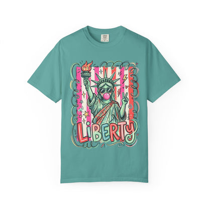 Liberty Statue Graphic T-Shirt — Retro Pop Art Statue of Liberty Design